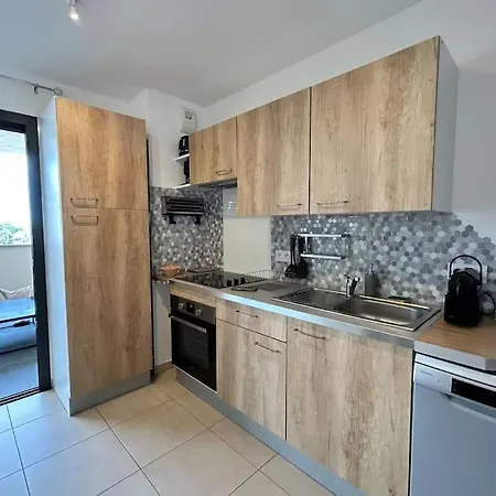 Studio Spacieux 35 M2 Centre De Porticcio Apartment Porticcio (Corsica)